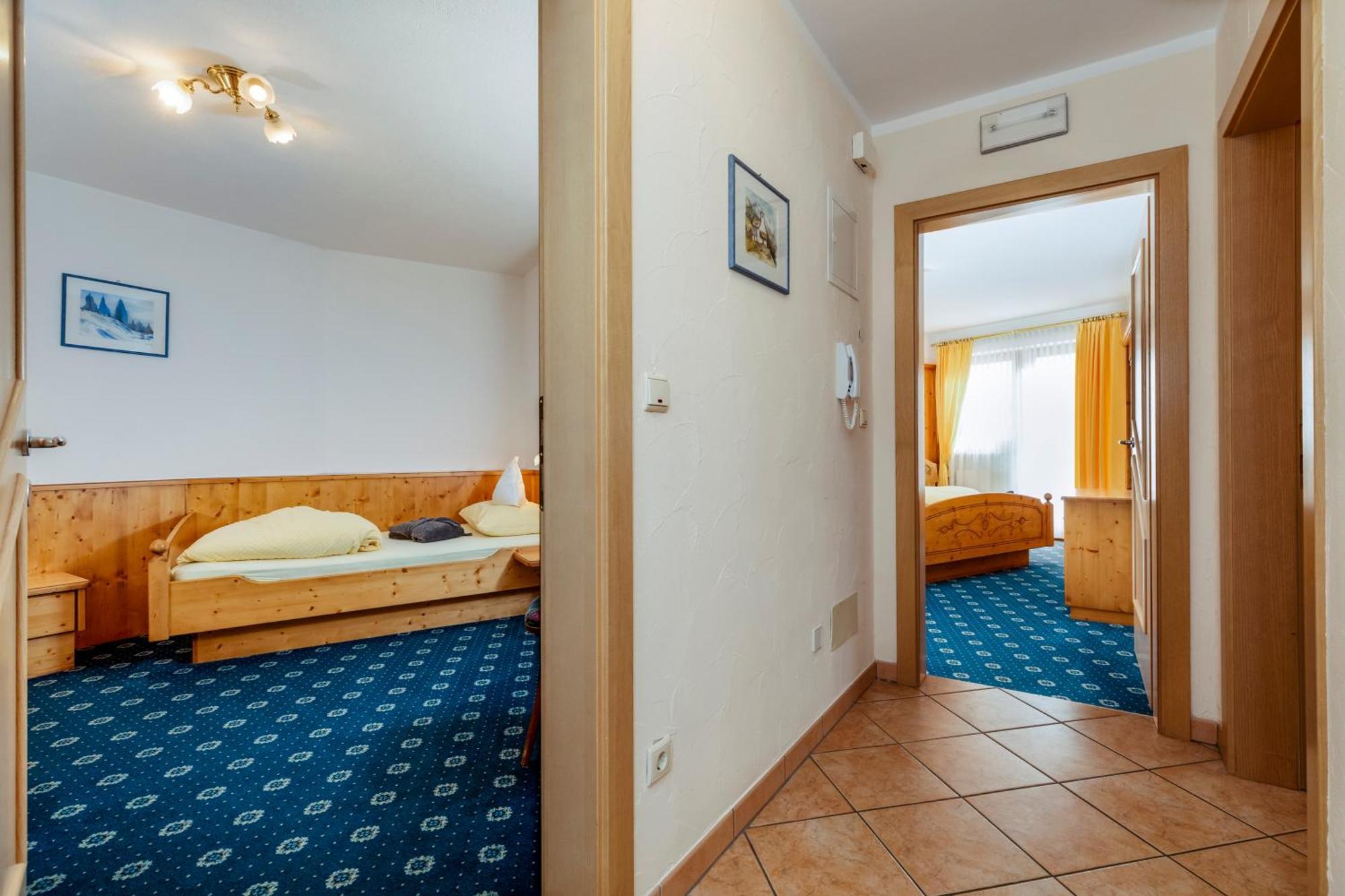 Hotel Kronhof Moso Ruang foto
