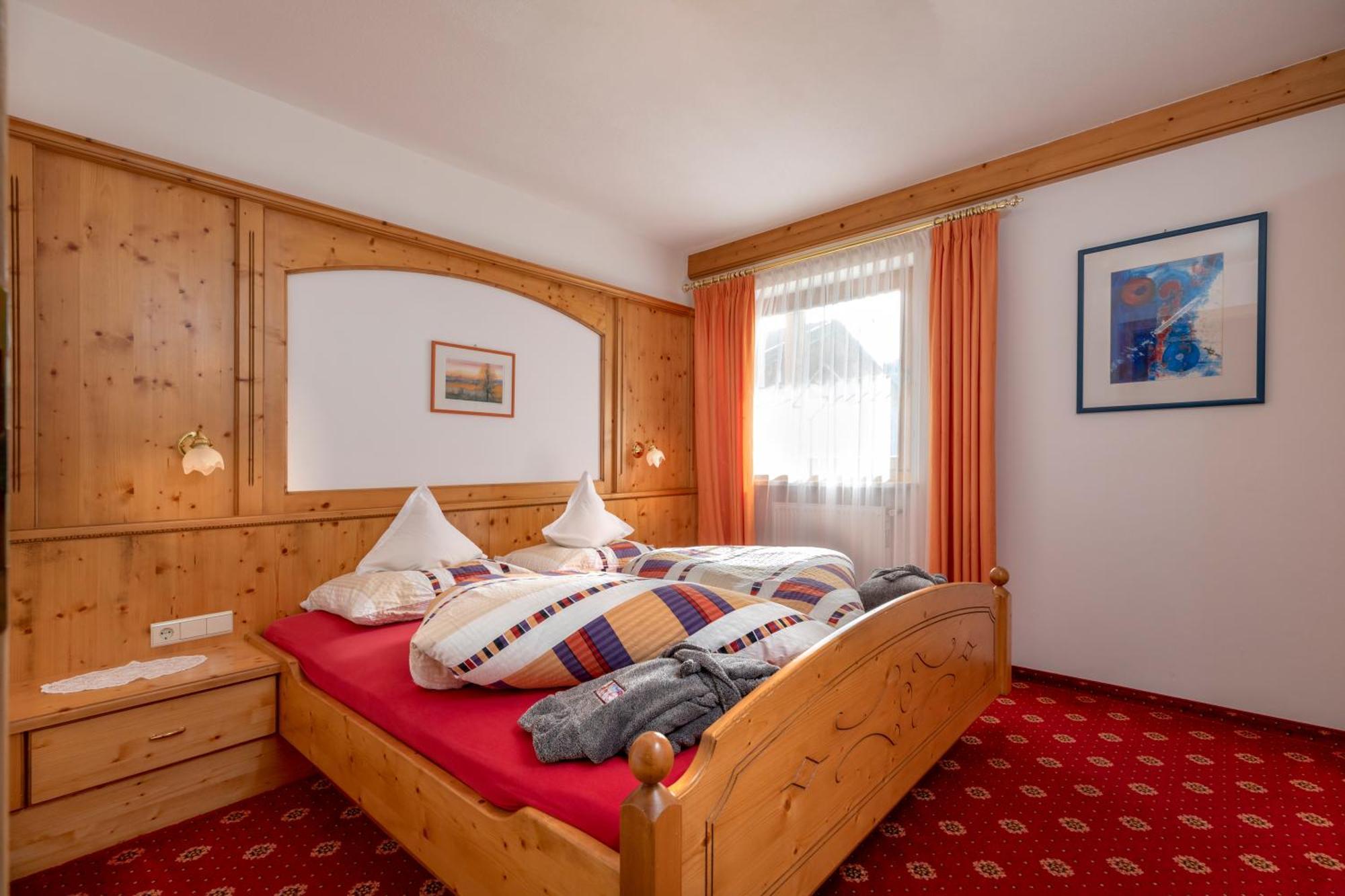 Hotel Kronhof Moso Ruang foto