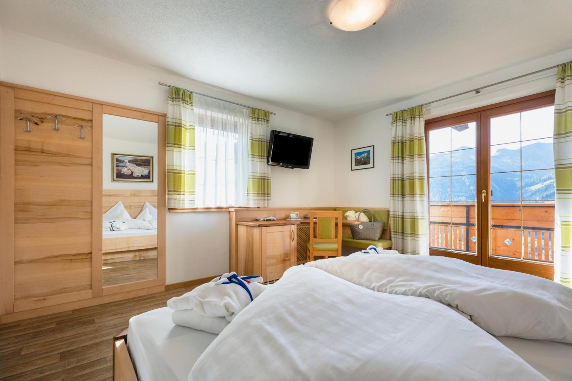 Hotel Kronhof Moso Ruang foto