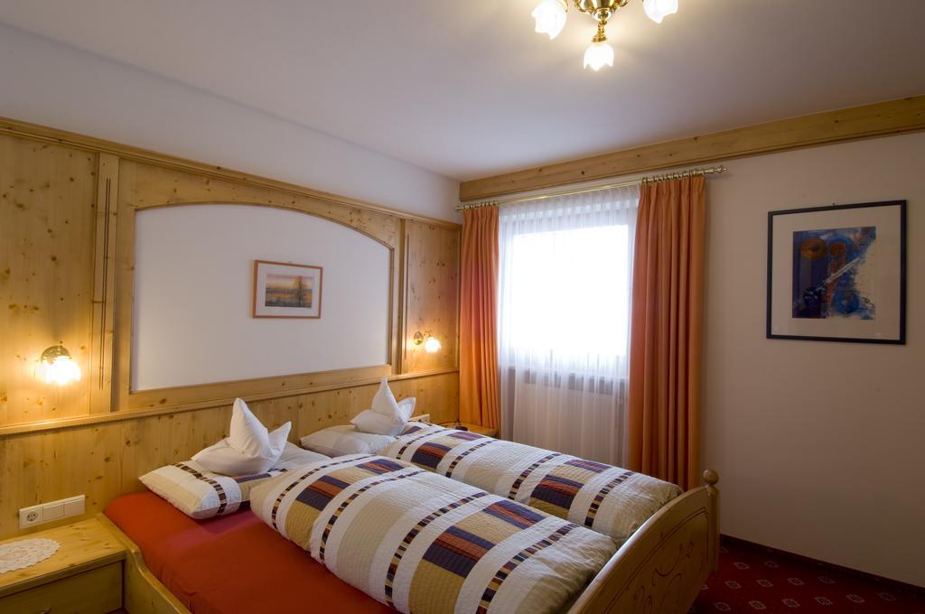 Hotel Kronhof Moso Ruang foto