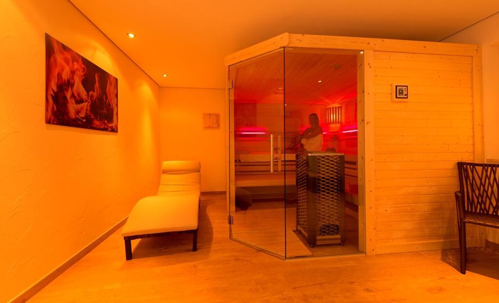 Hotel Kronhof Moso Bagian luar foto