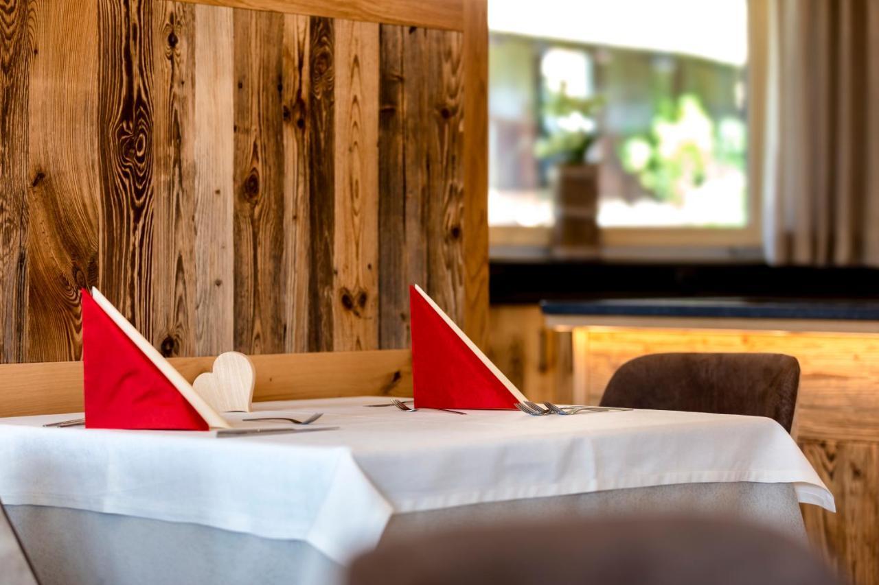 Hotel Kronhof Moso Bagian luar foto