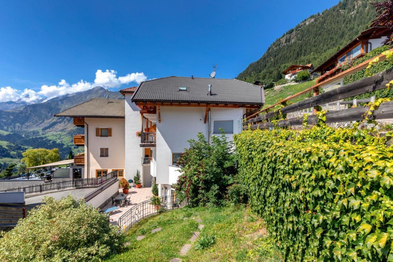 Hotel Kronhof Moso Bagian luar foto